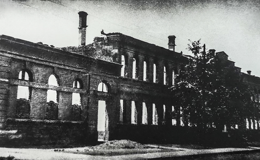 GUILDHALL AFTER LIBERATION IN 1944